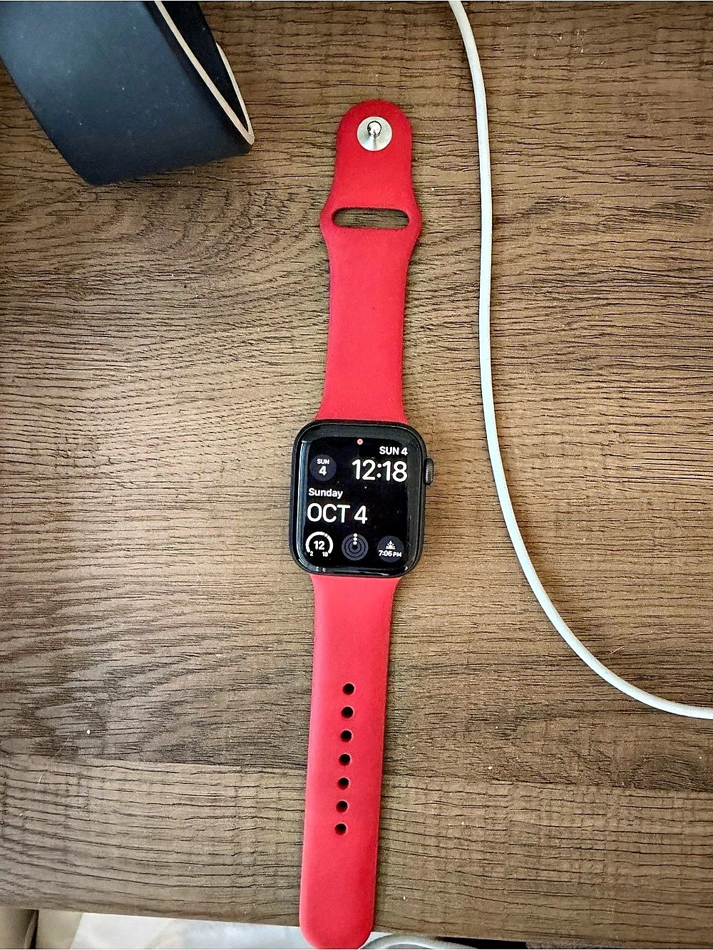 Apple Watch SE 44mm Red Smartwatch with Band